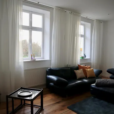 Historisches Altes Gutshaus In Breetz Am Fluss 아파트 Lenzen