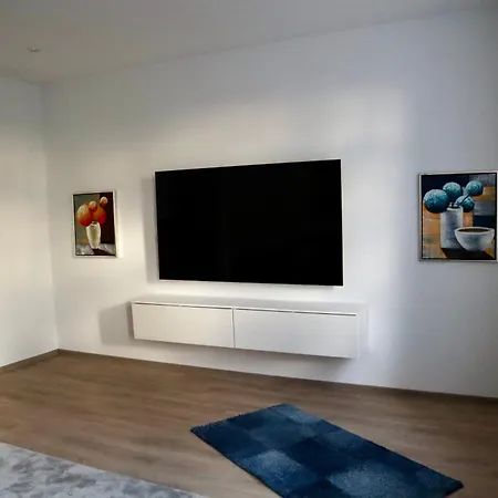 Historisches Altes Gutshaus In Breetz Am Fluss 아파트