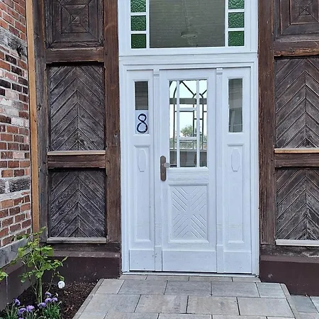 Historisches Altes Gutshaus In Breetz Am Fluss 아파트 *