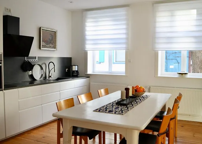 Historisches Altes Gutshaus In Breetz Am Fluss Apartamento