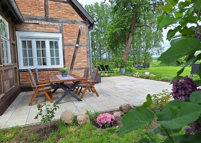 Apartamento Historisches Altes Gutshaus In Breetz Am Fluss